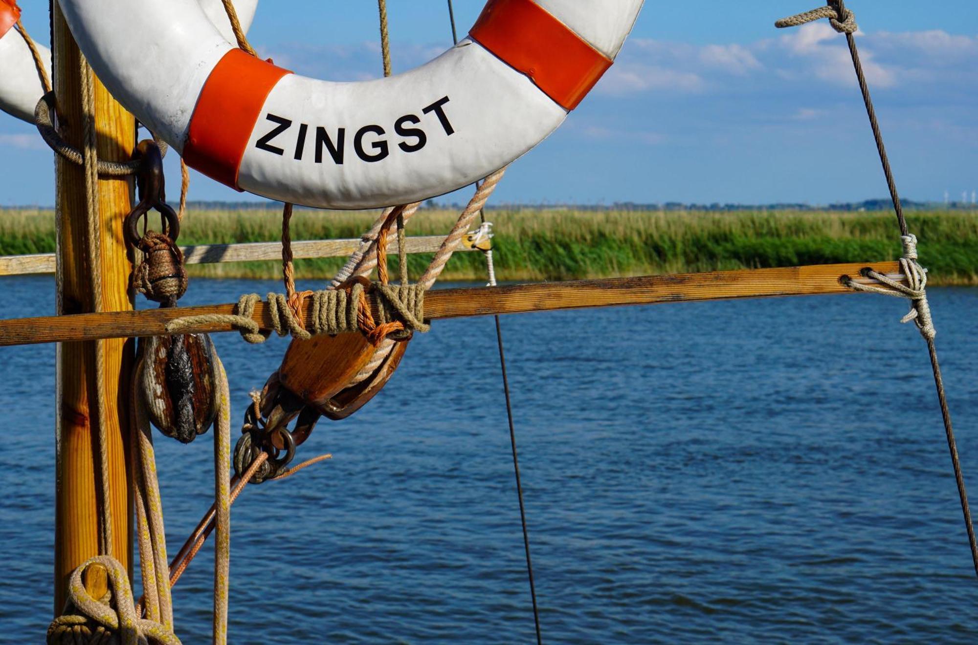 Meerzeit An Der Seebruecke Zingst Exterior foto